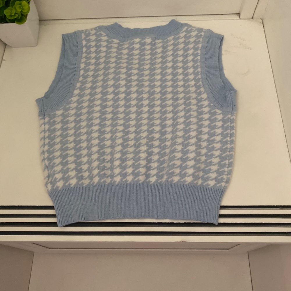 Blue vest - Picture 2 of 2